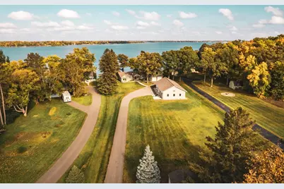 758 S Shore Drive, Detroit Lakes, MN 56501 - Photo 72