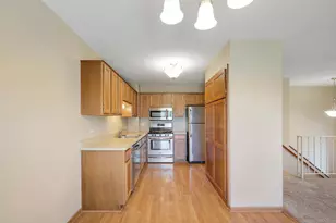 5233 Unity Ct, Crystal, MN 55429 - Photo 6