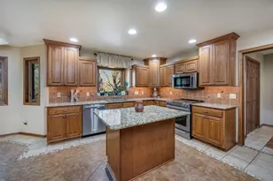 180 Jo Ray Dr, Mankato, MN 56001 - Photo 50