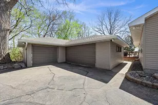 2998 Burnside Ave, Eagan, MN 55121 - Photo 8