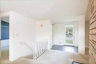 5621 Interlachen Cir, Edina, MN 55436 - Photo 12