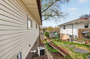 1561 11th Ave NE, Rochester, MN 55906 - Photo 38