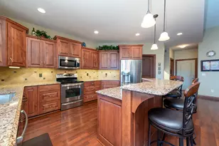 105 Viking Ct, Mankato, MN 56001 - Photo 8
