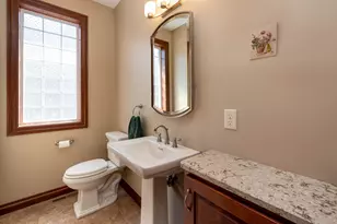 105 Viking Ct, Mankato, MN 56001 - Photo 16