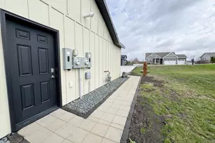 3408 Pebble Hills Dr, Fergus Falls, MN 56537 - Photo 34