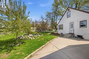 107 5th St S, Delano, MN 55328 - Photo 2