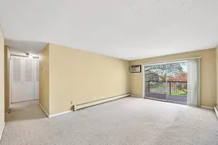 2800 Hillsboro Ave N, New Hope, MN 55427 - Photo 10