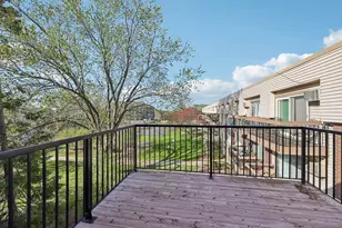 2800 Hillsboro Ave N, New Hope, MN 55427 - Photo 12