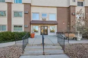 2800 Hillsboro Ave N, New Hope, MN 55427 - Photo 6
