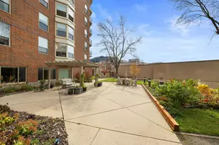 1425 W 28th Street W, Minneapolis, MN 55408 - Photo 1