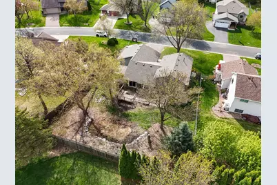 8568 Chanhassen Hills Drive S, Chanhassen, MN 55317 - Photo 24