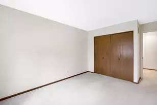 4677 Sorrell Point, Eagan, MN 55122 - Photo 14