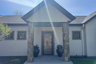 2122 37th St S, Saint Cloud, MN 56301 - Photo 2