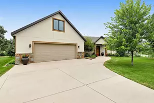 2122 37th St S, Saint Cloud, MN 56301 - Photo 1