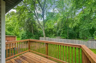 7325 Bren Ln, Eden Prairie, MN 55346 - Photo 2
