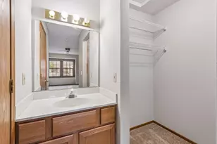 7325 Bren Ln, Eden Prairie, MN 55346 - Photo 18