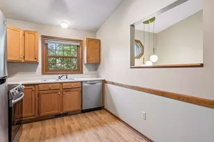 7325 Bren Ln, Eden Prairie, MN 55346 - Photo 8