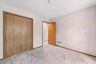 7325 Bren Ln, Eden Prairie, MN 55346 - Photo 22