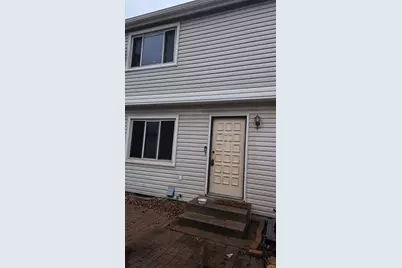 7616 Hampshire Avenue N, Brooklyn Park, MN 55428 - Photo 2