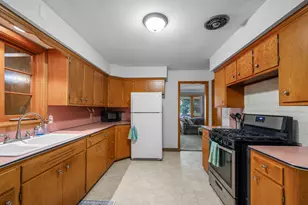 305 Main St E, New Prague, MN 56071 - Photo 22