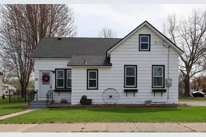 208 4th Street S, Cold Spring, MN 56320 - Photo 2
