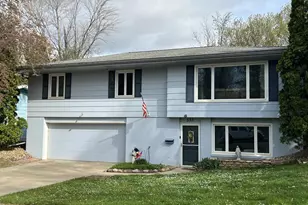 535 26th St NW, Rochester, MN 55901 - Photo 1