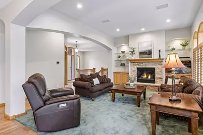 8167 Enclave Road, Woodbury, MN 55125 - Photo 10