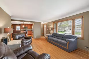 819 2nd Ave S, South Saint Paul, MN 55075 - Photo 6