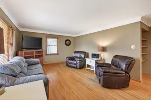 819 2nd Ave S, South Saint Paul, MN 55075 - Photo 8