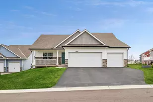 8261 Saddle Trl, Woodbury, MN 55129 - Photo 2