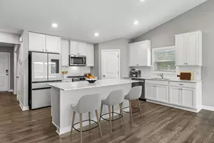 8261 Saddle Trl, Woodbury, MN 55129 - Photo 8
