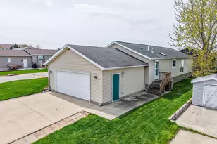 505 Peony St SE, Rochester, MN 55904 - Photo 36