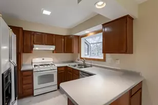 9308 Russell Ave S, Bloomington, MN 55431 - Photo 10
