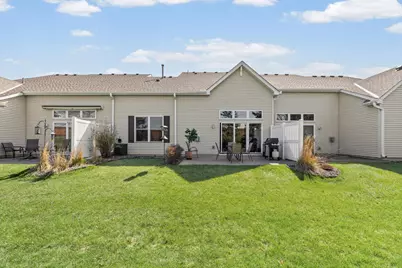 9741 Alvarado Lane N #3802, Maple Grove, MN 55311 - Photo 2