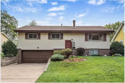 4520 Perry Avenue N, Robbinsdale, MN 55422 - Photo 1