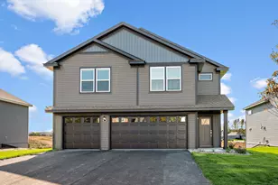 917 Spruce St N, Cambridge, MN 55008 - Photo 1