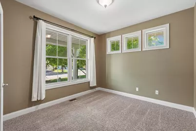 10601 Watersedge Lane, Woodbury, MN 55129 - Photo 4