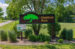 7574 38th St N, Oakdale, MN 55128 - Photo 32