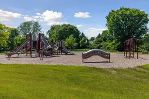 7574 38th St N, Oakdale, MN 55128 - Photo 34