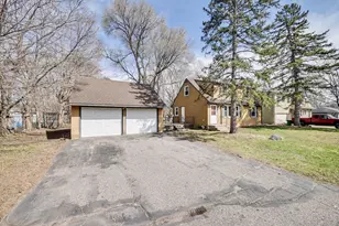 6324 Georgia Ave N, Brooklyn Park, MN 55428 - Photo 2
