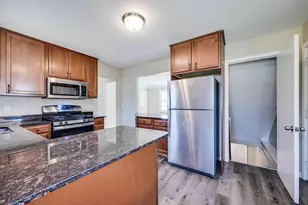6324 Georgia Ave N, Brooklyn Park, MN 55428 - Photo 12