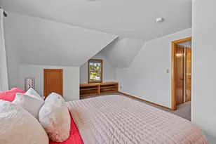 848 Larpenteur Ave W, Saint Paul, MN 55113 - Photo 26