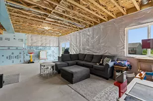 910 Emily Ct NE, Montgomery, MN 56069 - Photo 20