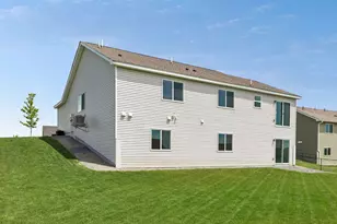 910 Emily Ct NE, Montgomery, MN 56069 - Photo 24
