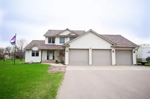 721 3rd Ave NW, Melrose, MN 56352 - Photo 1