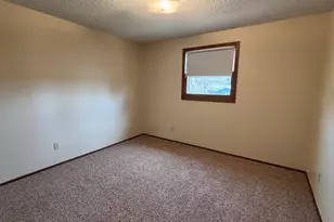 804 Crocker Ave S, Thief River Falls, MN 56701 - Photo 18