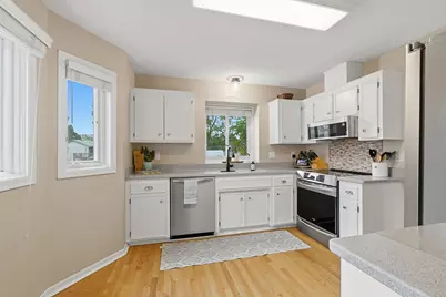 13183 Joppa Avenue S, Savage, MN 55378 - Photo 6