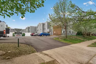 333 8th Street SE, Minneapolis, MN 55414 - Photo 32