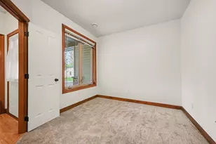 2318 Olivia Ct E, Maplewood, MN 55119 - Photo 22