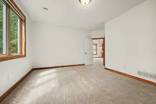 2318 Olivia Ct E, Maplewood, MN 55119 - Photo 18